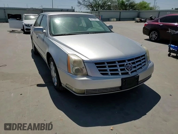 2008 Cadillac DTS 1SA z VIN 1G6KD57Y38U183004, wystawiony jako Copart lot #50410805 z przebiegiem Nie podano mil oraz Szkoda całkowita • Salvage title. Historia ofert i sprzedaży dostępna na DreamBid. Obrazek 11.