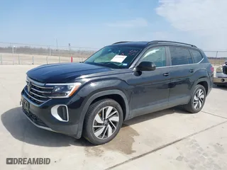 2024 Volkswagen Atlas 2.0T SE w/Technology with VIN 1V2WR2CA3RC503516, listed as a IAAI auction lot 41575190 with 11,402 mi miles. Bid and sale history available at carsss.com. Image 17.