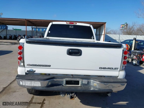 2000 Chevrolet Silverado 1500 LT with VIN 1GCEK19T2YE253242, listed as a IAAI auction lot 41675826 with NaN miles. Bid and sale history available at carsss.com. Image 17.