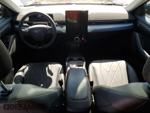 2022 Ford Mustang Mach-E California Route 1 z VIN 3FMTK2R75NMA49861, wystawiony jako Copart lot #46211484 z przebiegiem Nie podano mil oraz . Historia ofert i sprzedaży dostępna na DreamBid. Obrazek 8.