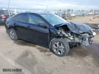 2021 Kia Forte LXS with VIN 3KPF24AD6ME377751, listed as a IAAI auction lot 41773397 with 49,218 mi miles. Bid and sale history available at carsss.com. Image 1.