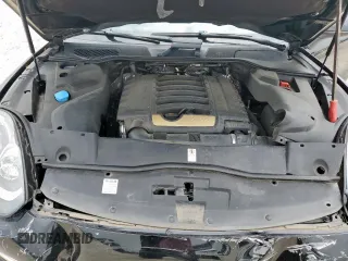 2017 Porsche Cayenne с VIN WP1AA2A23HKA85783, выставлен на аукционе Copart как лот 57701125 с пробегом 116 273 миль миль и Списание • Salvage title. История ставок и продаж доступна на DreamBid. Изображение 12.