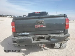2019 GMC Sierra 3500HD Denali z VIN 1GT42WEY6KF163720, wystawiony jako Copart lot #56526725 z przebiegiem Nie podano mil oraz Szkody całkowita. Historia ofert i sprzedaży dostępna na DreamBid. Obrazek 6.