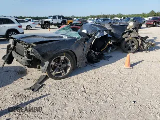 2017 Dodge Challenger R/T z VIN 2C3CDZBT1HH509460, wystawiony jako Copart lot #53061905 z przebiegiem Nie podano mil oraz Nie do naprawy • Non repairable. Historia ofert i sprzedaży dostępna na DreamBid. Obrazek 1.