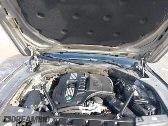 2012 BMW 7 Series 740i with VIN WBAKA4C58CDS99381, listed as a IAAI auction lot 41655715 with 112,731 mi miles and . Bid and sale history available at DreamBid. Image 10.