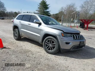2017 Jeep Grand Cherokee Limited with VIN 1C4RJEBG5HC867724, listed as a IAAI auction lot 41749355 with 138,255 mi miles. Bid and sale history available at carsss.com. Image 1.