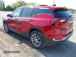 2024 GMC Terrain SLT z VIN 3GKALPEG2RL152604, wystawiony jako IAAI lot #42536073 z przebiegiem 44 147 mil mil oraz . Historia ofert i sprzedaży dostępna na DreamBid. Obrazek 3.