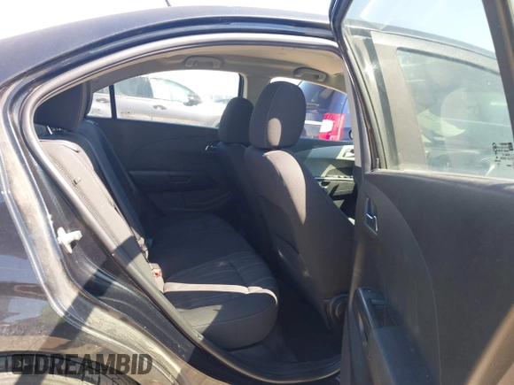 2014 Chevrolet Sonic LT with VIN 1G1JC5SH1E4243143, listed as a IAAI auction lot 41841260 with 170,514 mi miles and . Bid and sale history available at DreamBid. Image 8.