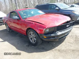 2005 Ford Mustang Deluxe с VIN 1ZVFT80NX55119984, выставлен на аукционе IAAI как лот 41921403 с пробегом 243 278 миль миль и . История ставок и продаж доступна на DreamBid. Изображение 1.