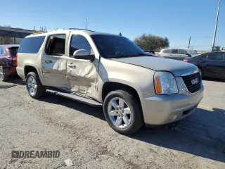 2012 GMC Yukon XL SLT with VIN 1GKS2KE77CR151295, listed as a Copart auction lot 42218105 with 84,590 mi miles and Salvage Title. Bid and sale history available at carsss.com. Image 4.