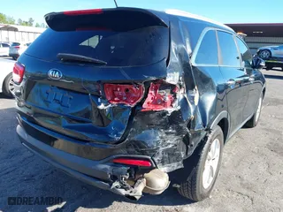 2016 Kia Sorento LX with VIN 5XYPG4A56GG140800, listed as a IAAI auction lot 41828064 with 174,113 mi miles. Bid and sale history available at carsss.com. Image 6.