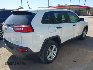 2016 Jeep Cherokee Altitude with VIN 1C4PJLAB2GW212337, listed as a IAAI auction lot 42148601 with 156,012 mi miles and . Bid and sale history available at DreamBid. Image 4.