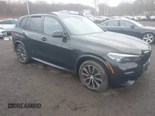 2023 BMW X5 xDrive40i z VIN 5UXCR6C01P9S01895, wystawiony jako IAAI lot #41905192 z przebiegiem 33 326 mil mil oraz . Historia ofert i sprzedaży dostępna na DreamBid. Obrazek 1.