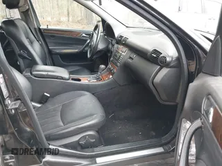 2006 Mercedes-Benz C 280 Luxury with VIN WDBRF92H26F769133, listed as a IAAI auction lot 41956583 with 196,593 mi miles and . Bid and sale history available at DreamBid. Image 5.