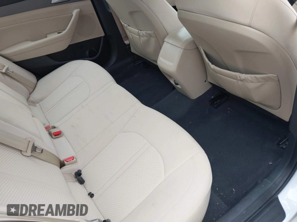 2016 Hyundai Sonata Eco z VIN 5NPE24AA7GH416557, wystawiony jako IAAI lot #41521264 z przebiegiem 119 909 mil mil oraz . Historia ofert i sprzedaży dostępna na DreamBid. Obrazek 8.