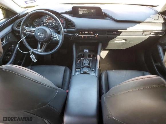 2020 Mazda Mazda3 Sedan Preferred Package with VIN 3MZBPADL9LM132638, listed as a Copart auction lot 81271774 with 67,820 mi miles and Salvage Title. Bid and sale history available at carsss.com. Image 8.