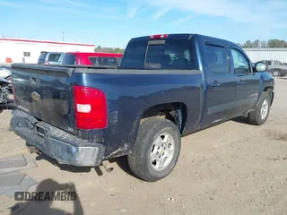 2007 Chevrolet Silverado 1500 1LT with VIN 3GCEC13J27G519225, listed as a IAAI auction lot 41458525 with 265,489 mi miles and . Bid and sale history available at DreamBid. Image 4.