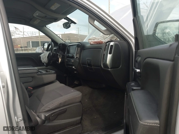 2018 Chevrolet Silverado 1500 LT with VIN 1GCVKREH1JZ337664, listed as a IAAI auction lot 41725288 with 149,266 mi miles. Bid and sale history available at carsss.com. Image 5.