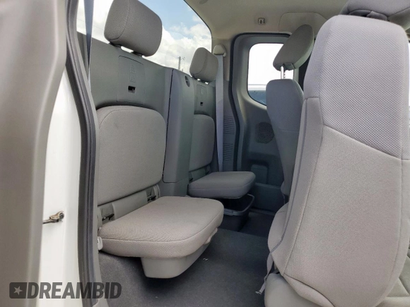 2019 Nissan Frontier S z VIN 1N6BD0CT7KN774834, wystawiony jako Copart lot #58565525 z przebiegiem 87 361 mil mil oraz Czysty tytuł • Clean title. Historia ofert i sprzedaży dostępna na DreamBid. Obrazek 10.