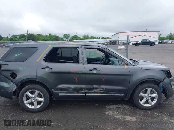 2017 Ford Explorer XLT with VIN 1FM5K8D83HGB04575, listed as a IAAI auction lot 42523277 with 94,272 mi miles and . Bid and sale history available at DreamBid. Image 14.