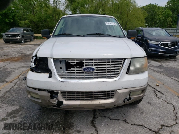 2004 Ford Expedition Eddie Bauer z VIN 1FMRU17W74LA68372, wystawiony jako Copart lot #56393515 z przebiegiem 220 044 mil mil oraz Szkoda całkowita • Salvage title. Historia ofert i sprzedaży dostępna na DreamBid. Obrazek 5.