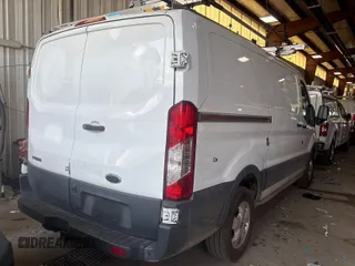 2018 Ford Transit с VIN 1FTYR1YG0JKB43939, выставлен на аукционе IAAI как лот 42788427 с пробегом 95 516 миль миль и . История ставок и продаж доступна на DreamBid. Изображение 12.