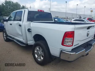 2024 Ram 2500 Big Horn with VIN 3C6UR5DL8RG266424, listed as a IAAI auction lot 42158248 with 20,422 mi miles. Bid and sale history available at carsss.com. Image 3.