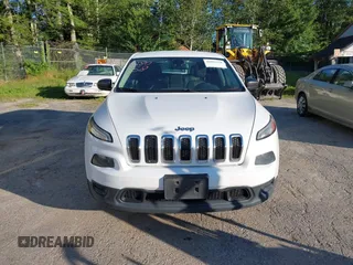 2016 Jeep Cherokee Sport with VIN 1C4PJMAB9GW143085, listed as a IAAI auction lot 42803158 with 268,076 mi miles and . Bid and sale history available at DreamBid. Image 12.