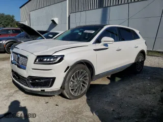 2019 Lincoln Nautilus Reserve with VIN 2LMPJ6LPXKBL21200, listed as a Copart auction lot 85203634 with 60,728 mi miles and Salvage Title. Bid and sale history available at carsss.com. Image 1.