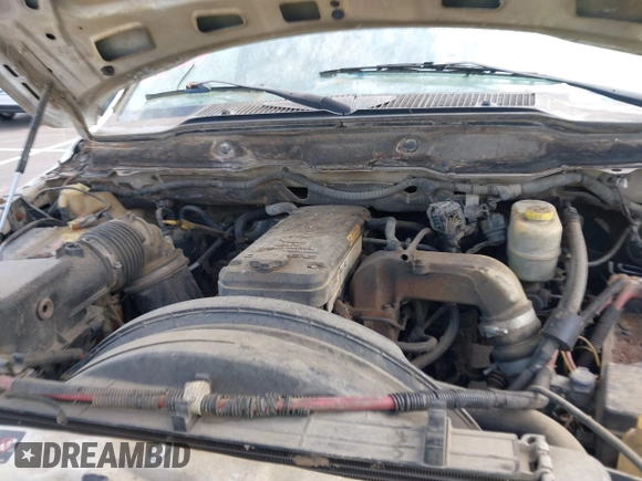 2005 Dodge 2500 SLT z VIN 3D7KR28C55G740676, wystawiony jako IAAI lot #42430112 z przebiegiem Nie podano mil oraz . Historia ofert i sprzedaży dostępna na DreamBid. Obrazek 10.