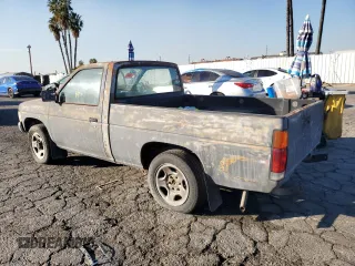 1991 Nissan Frontier z VIN 1N6SD11S2MC350332, wystawiony jako Copart lot #87462534 z przebiegiem 350 692 mil mil oraz Szkoda całkowita • Salvage title. Historia ofert i sprzedaży dostępna na DreamBid. Obrazek 2.
