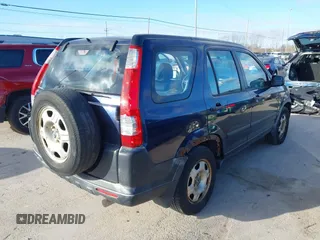 2006 Honda CR-V LX with VIN JHLRD785X6C013465, listed as a IAAI auction lot 41843337 with 237,622 mi miles and . Bid and sale history available at carsss.com. Image 4.