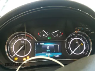 2017 Buick Regal Sport Touring z VIN 2G4GL5EX4H9103315, wystawiony jako Copart lot #59039095 z przebiegiem 125 409 mil mil oraz Szkoda całkowita • Salvage title. Historia ofert i sprzedaży dostępna na DreamBid. Obrazek 9.