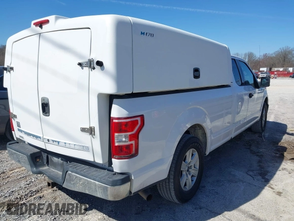 2018 Ford F-150 XL z VIN 1FTFX1C57JKF08037, wystawiony jako IAAI lot #41683537 z przebiegiem 195 633 mil mil oraz . Historia ofert i sprzedaży dostępna na DreamBid. Obrazek 4.