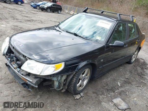 2005 Saab 9-5 Aero with VIN YS3EH49G353510718, listed as a IAAI auction lot 42031682 with 152,877 mi miles. Bid and sale history available at carsss.com. Image 2.