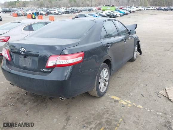 2011 Toyota Camry LE with VIN 4T1BK3EK9BU119560, listed as a IAAI auction lot 41720635 with 199,176 mi miles. Bid and sale history available at carsss.com. Image 4.