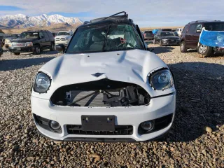 2020 MINI Countryman Oxford Edition with VIN WMZYW3C08L3M26925, listed as a Copart auction lot 81140074 with 0 mi miles and Salvage Title. Bid and sale history available at carsss.com. Image 5.