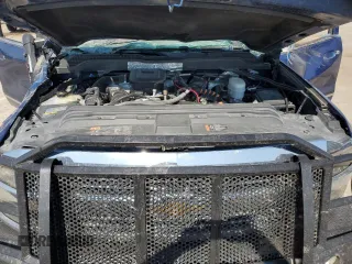 2016 Chevrolet Silverado 3500HD LTZ with VIN 1GC4K0C83GF236081, listed as a Copart auction lot 62217924 with 138,197 mi miles and Salvage Title. Bid and sale history available at DreamBid. Image 12.