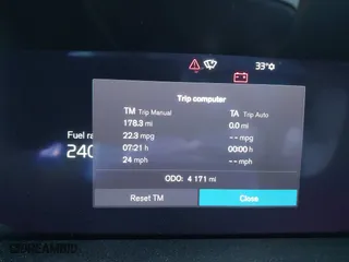 2024 Volvo XC60 Ultimate Dark Theme with VIN YV4L12RM6R1913362, listed as a IAAI auction lot 41596343 with 4,171 mi miles. Bid and sale history available at carsss.com. Image 15.