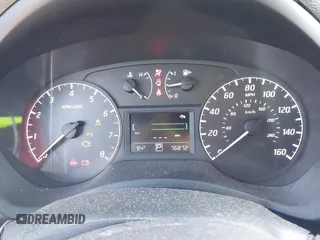 2017 Nissan Sentra SV z VIN 3N1AB7AP0HY247493, wystawiony jako IAAI lot #41871708 z przebiegiem 76 872 mil mil oraz . Historia ofert i sprzedaży dostępna na DreamBid. Obrazek 7.