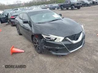 2018 Nissan Maxima SV with VIN 1N4AA6AP2JC375183, listed as a IAAI auction lot 41828254 with 188,809 mi miles. Bid and sale history available at carsss.com. Image 1.