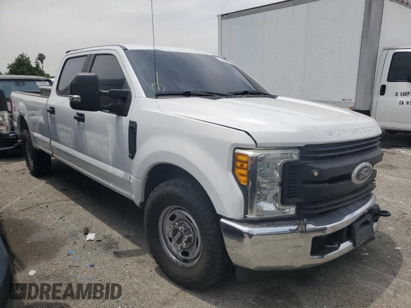 2017 Ford F-250 XL with VIN 1FT7W2A66HEC03159, listed as a Copart auction lot 56840865 with 227,502 mi miles and Clean title. Bid and sale history available at DreamBid. Image 4.