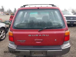 1998 Subaru Forester S with VIN JF1SF655XWH783942, listed as a IAAI auction lot 41466532 with 388,888 mi miles. Bid and sale history available at carsss.com. Image 16.