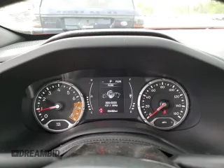 2020 Jeep Renegade Altitude with VIN ZACNJABB1LPL26831, listed as a Copart auction lot 48504324 with 30,462 mi miles and Salvage Title. Bid and sale history available at DreamBid. Image 9.