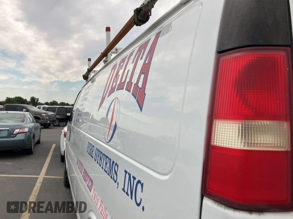 2015 Chevrolet Express Cargo with VIN 1GCZGUCG3F1124902, listed as a IAAI auction lot 42801517 with 178,404 mi miles and . Bid and sale history available at DreamBid. Image 28.