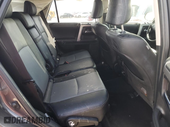 2019 Toyota 4Runner SR5 z VIN JTEBU5JRXK5693278, wystawiony jako Copart lot #54084045 z przebiegiem 73 622 mil mil oraz Szkoda całkowita • Salvage title. Historia ofert i sprzedaży dostępna na DreamBid. Obrazek 11.