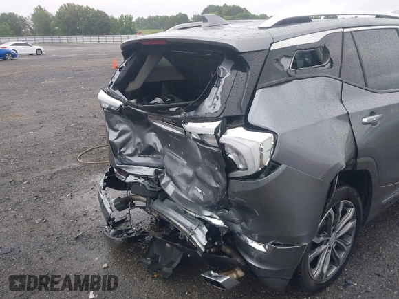 2018 GMC Terrain Denali с VIN 3GKALXEX7JL407252, выставлен на аукционе IAAI как лот 42358220 с пробегом 83 493 миль миль и . История ставок и продаж доступна на DreamBid. Изображение 17.