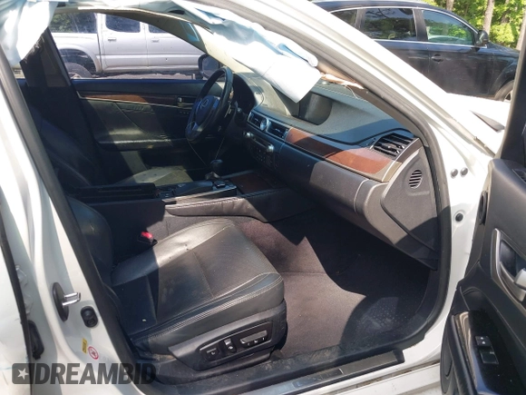 2013 Lexus GS 350 z VIN JTHCE1BL2D5013206, wystawiony jako IAAI lot #42447141 z przebiegiem 138 105 mil mil oraz . Historia ofert i sprzedaży dostępna na DreamBid. Obrazek 5.
