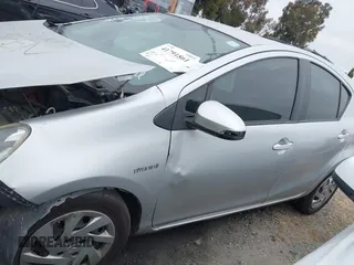 2016 Toyota Prius One with VIN JTDKDTB3XG1122990, listed as a IAAI auction lot 41791861 with Not Provided miles. Bid and sale history available at carsss.com. Image 15.