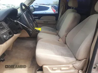 2007 Chevrolet Suburban LTZ with VIN 3GNFC16027G307987, listed as a Copart auction lot 53152505 with 206,263 mi miles and Salvage title. Bid and sale history available at DreamBid. Image 7.